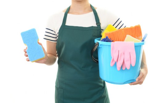 Professional house cleaning service for a SW8 apartment interior