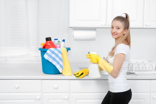 Experienced carpet cleaners in SW8 restoring carpet appearance