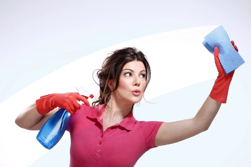 Local commercial cleaning service for offices and customer areas